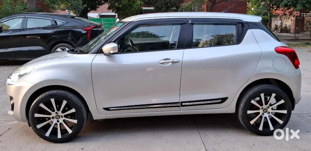 Maruti Suzuki Swift 2022 Petrol 26000 Km Driven