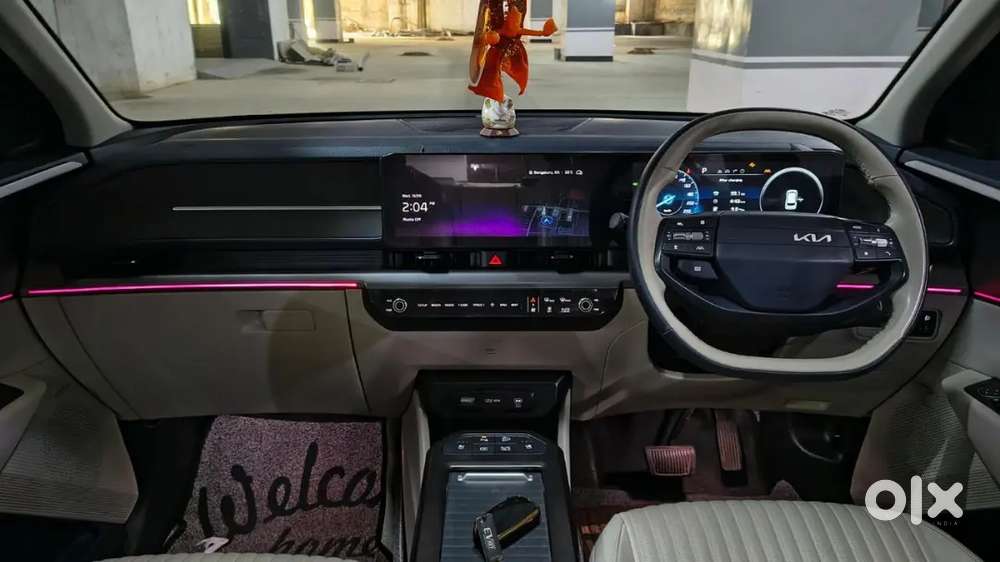 Kia Carens Clavis Electric 2025 HTX Plus Top end model