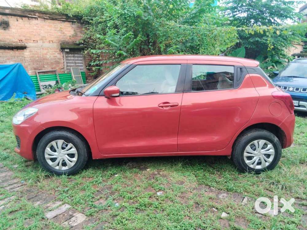 Maruti Suzuki Swift Vxi 1.2 Abs Bs-iv, 2018, Petrol