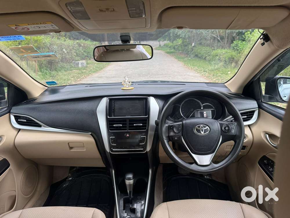 Toyota Yaris G Cvt, 2021, Petrol