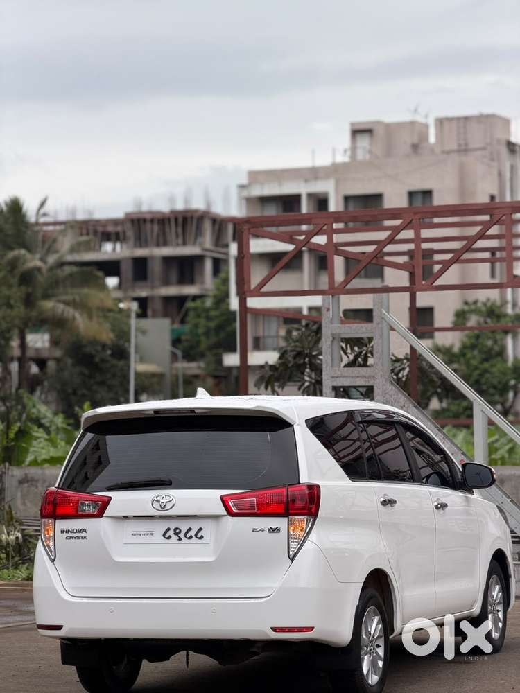 Toyota Innova Crysta 2.7 V, 2019, Diesel