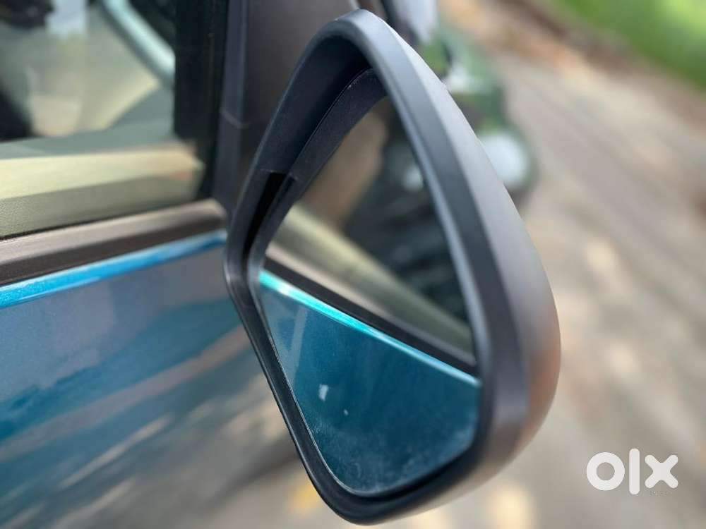 Renault Triber 2025 Petrol 3596 Km Driven