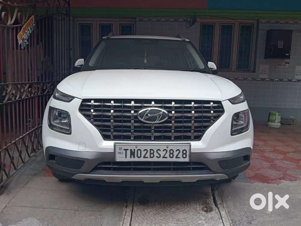 Hyundai Venue 2020 Petrol 39000 Km Driven