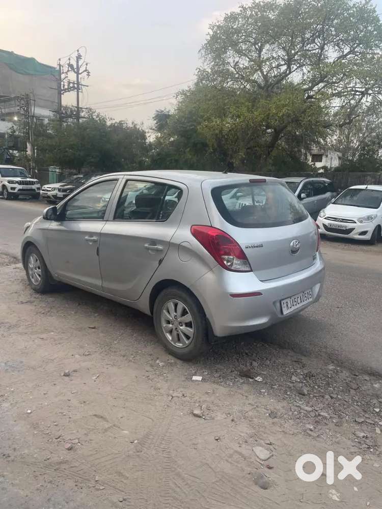Hyundai I20 Spotz 2013 Year