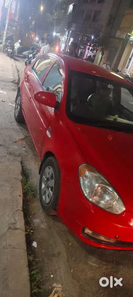 Hyundai  Verna 1.6xivtvt