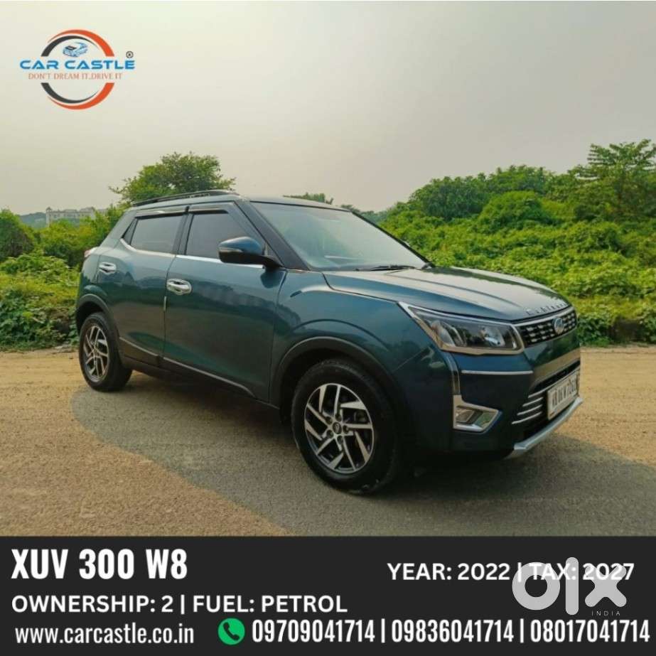 Mahindra Xuv300 W8 1.2 Petrol Dual Tone, 2022, Petrol