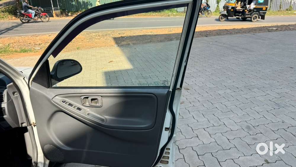 Maruti Suzuki Zen Estilo 2007