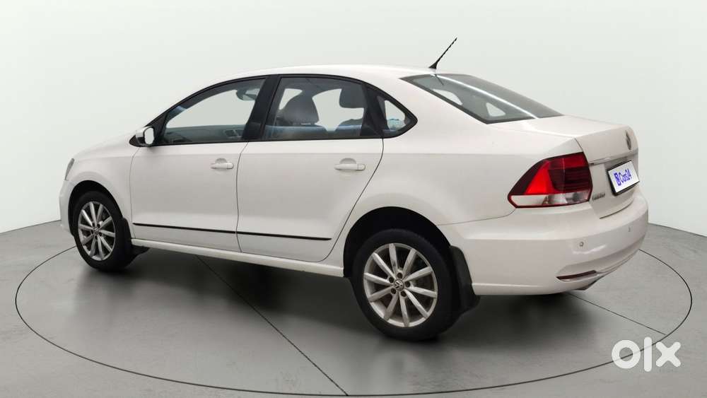 Volkswagen Vento 1.2 Highline Plus At 16 Alloy, 2017, Petrol