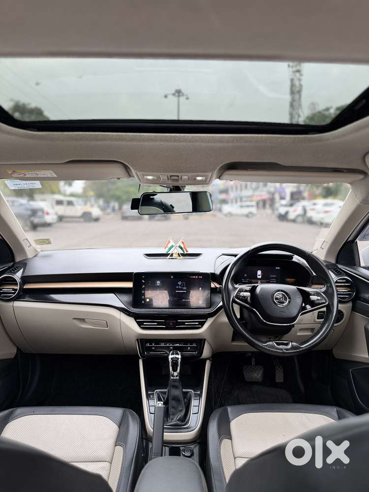 Skoda Slavia 1.5 Tsi Style At, 2022, Petrol