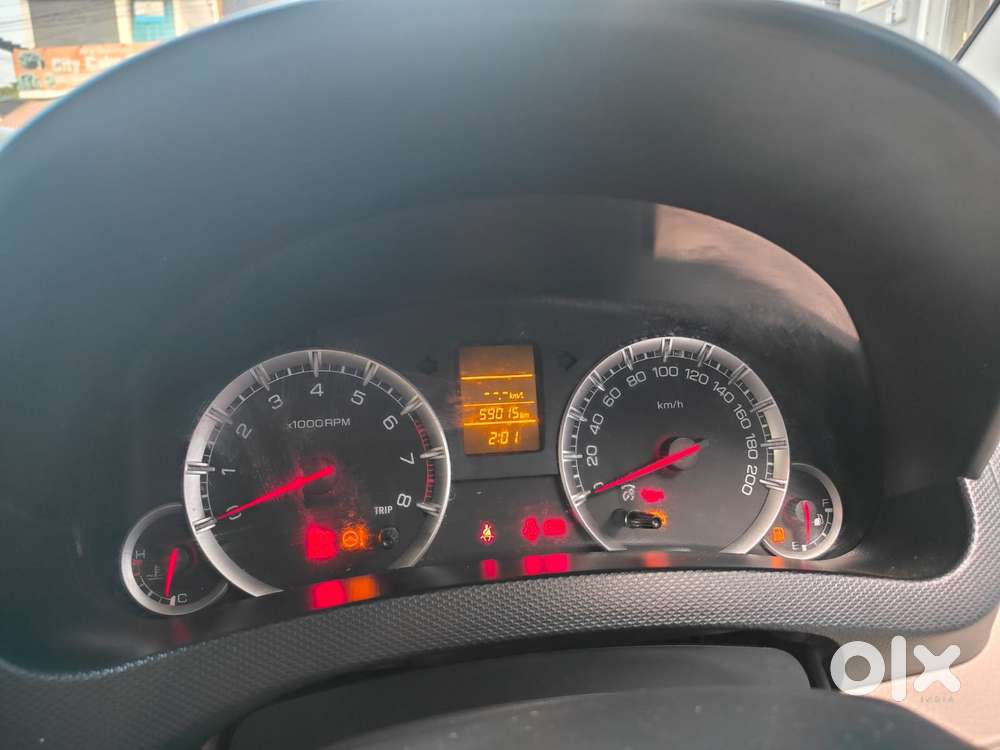 Maruti Suzuki Swift Dzire Vxi Optional, 2015, Petrol