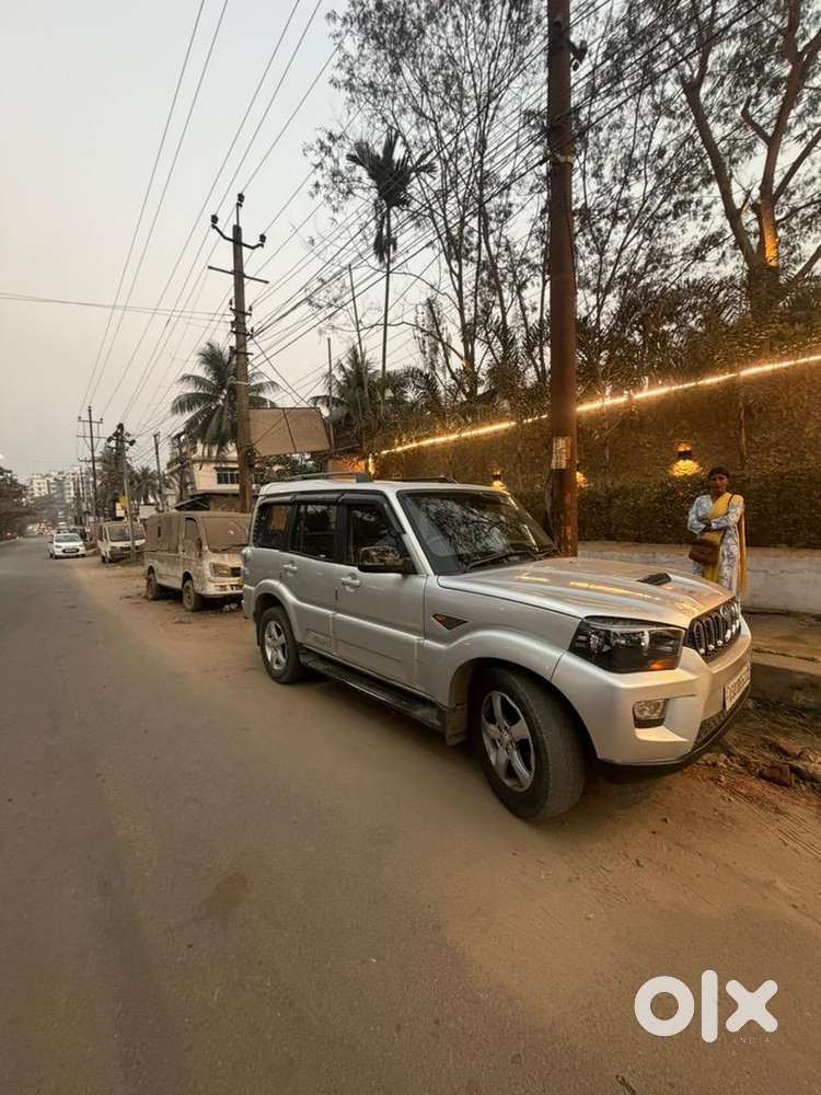 Mahindra Scorpio 2017 Diesel Well Maintained