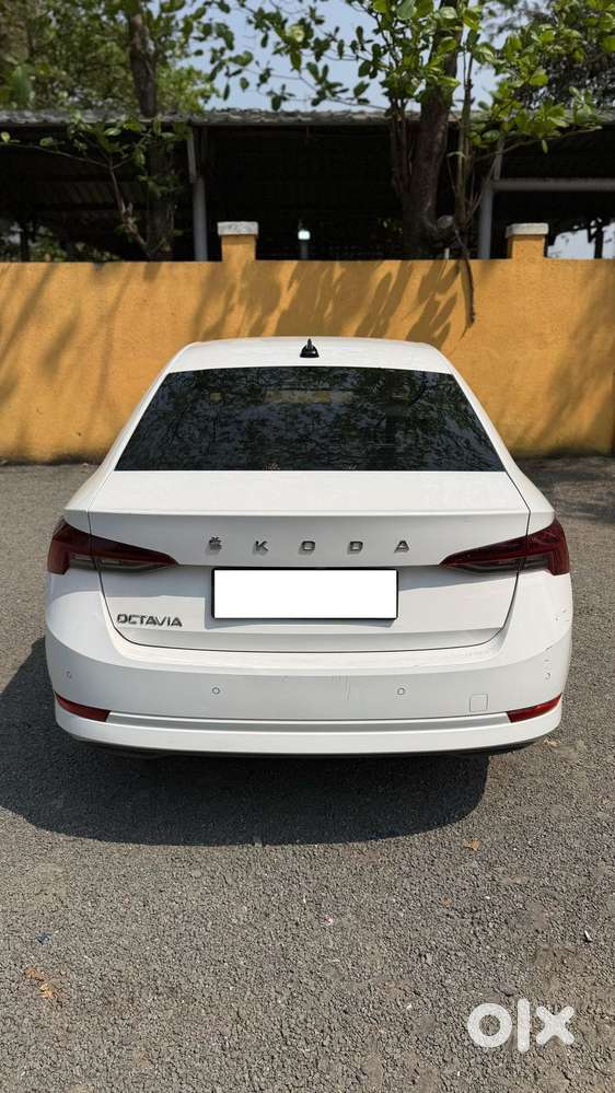 Skoda Octavia Facelift Essence, 2023, Petrol
