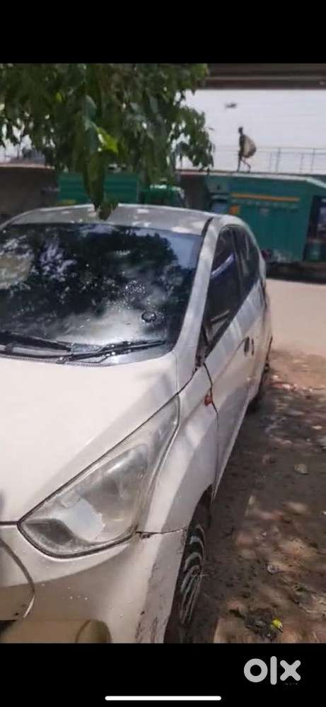 Hyundai With Cng 2011