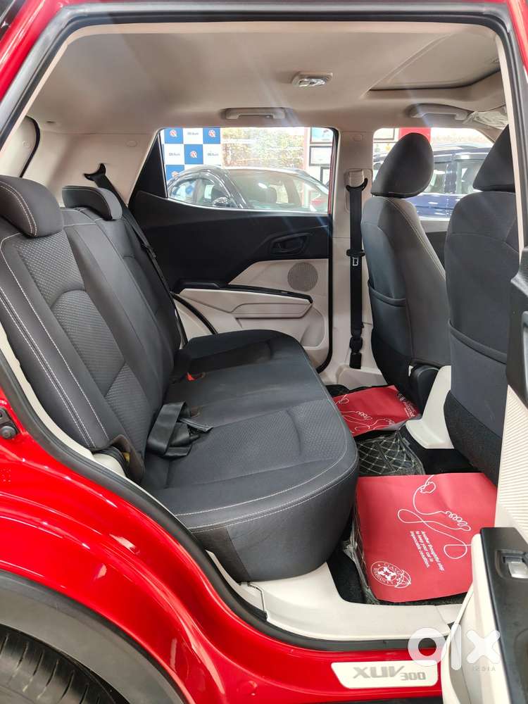 Mahindra Xuv300 W6, 2023, Petrol