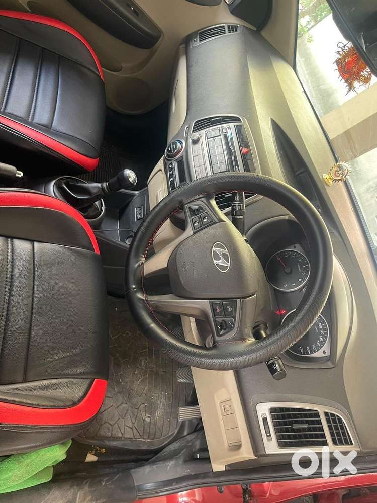 Hyundai Petrol Car 2013