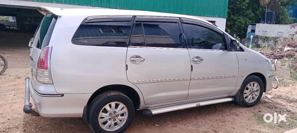 Toyota Innova 2.5 V 2009