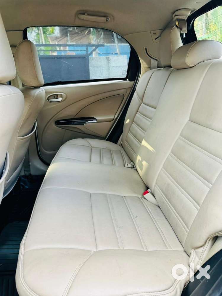 2018 Toyota Etios Liva Diesel V Dual Tone