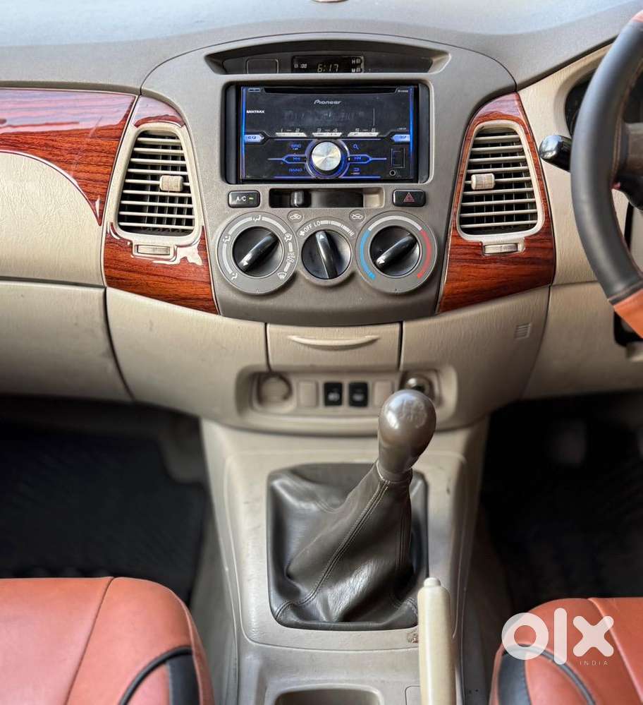Toyota Innova 2.5g
