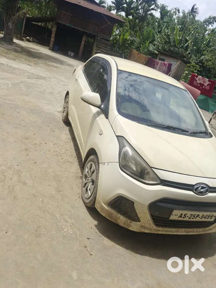 Hyundai Xcent Base Abs 2016