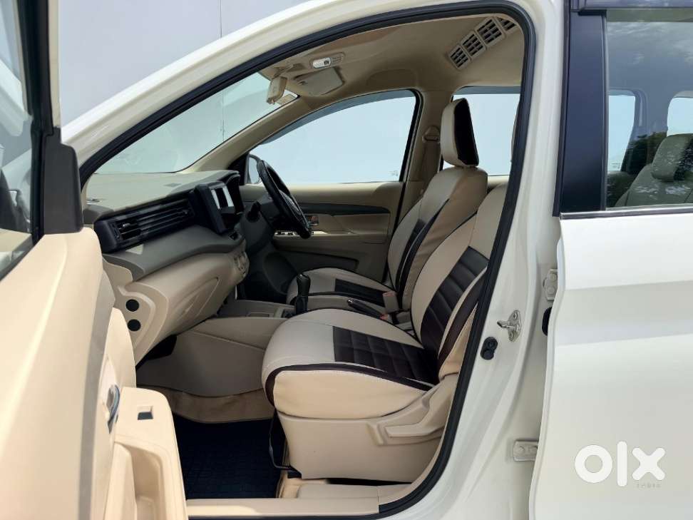 Maruti Suzuki Ertiga 1.5 Vxi, 2021, Petrol