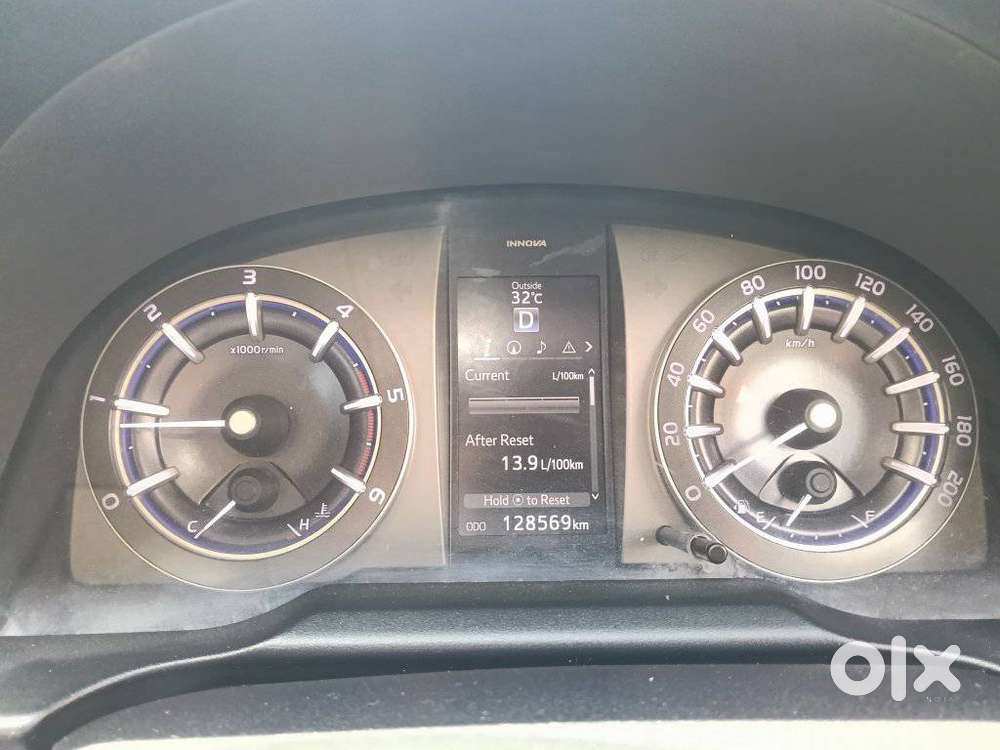Toyota Innova Crysta 2.8z Automatic, 2017, Diesel