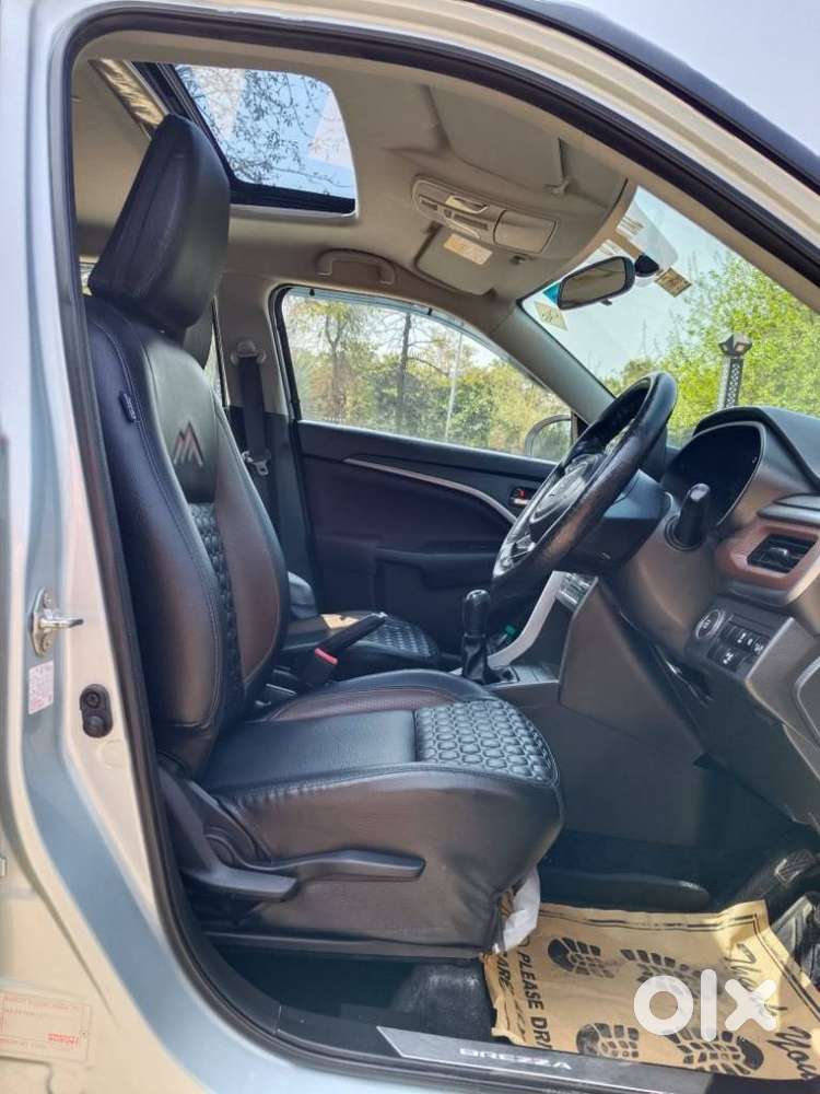 Maruti Suzuki Brezza Zxi S-cng, 2023, Cng & Hybrids