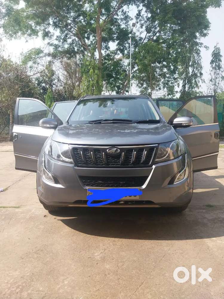 Mahindra Xuv500 W10 2017 Diesel 53000 Km Driven