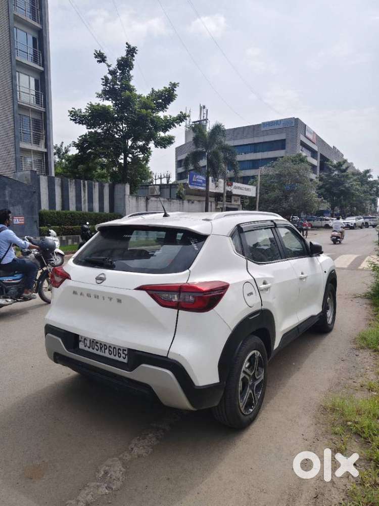 Nissan Magnite 1.0 Xe, 2022, Cng & Hybrids
