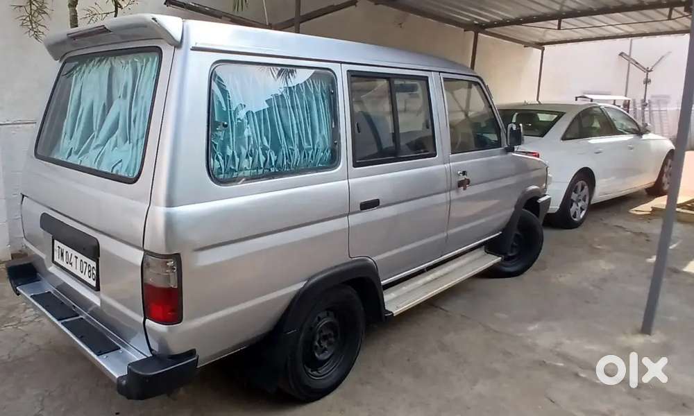 New Condition (qualis) 
04 New Tyres 
Ac Working 
Mint Condition
