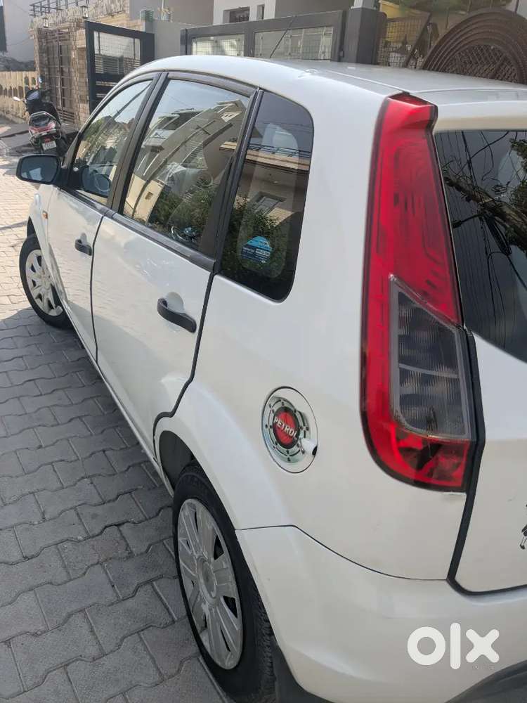 Ford Figo 1.2 Petrol 2014
