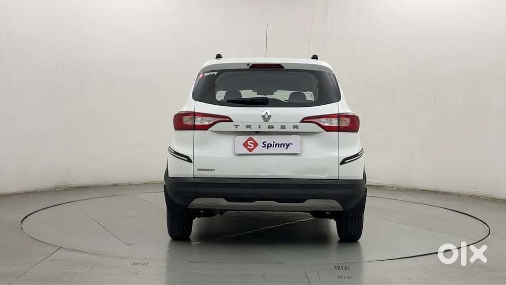 Renault Triber Rxz, 2023, Petrol