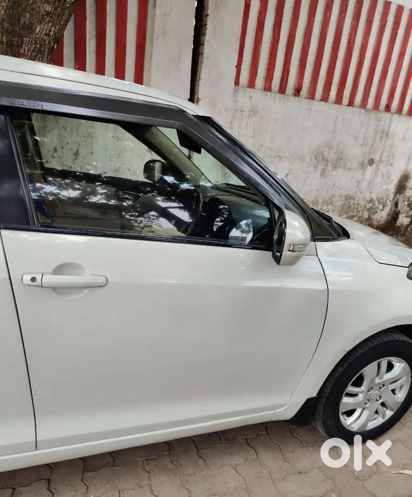 Maruti Suzuki Swift Dzire 2013