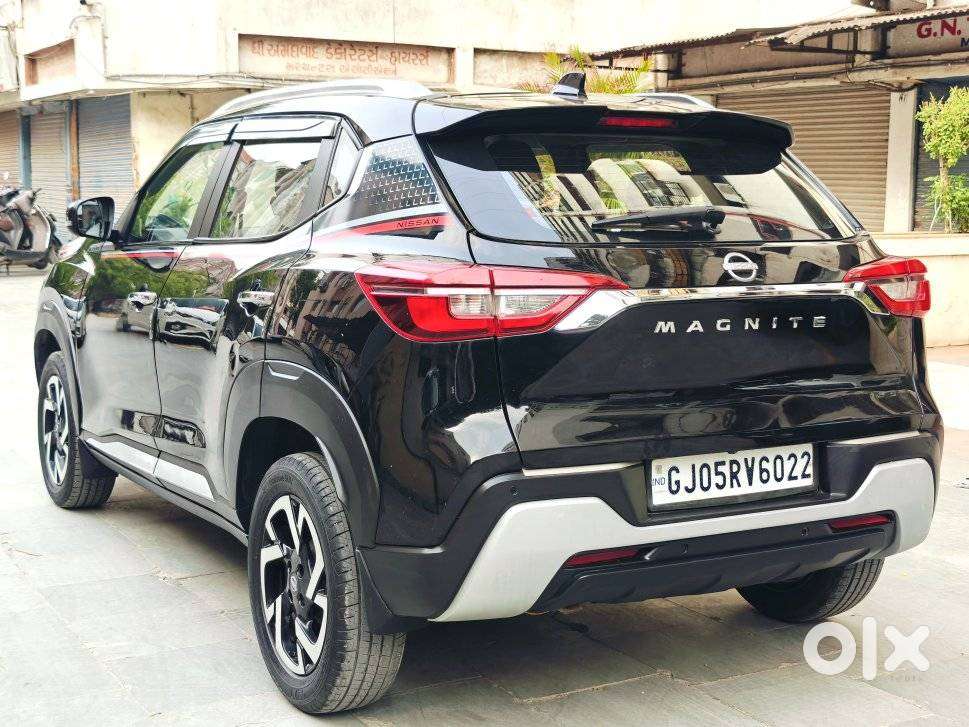 Nissan Magnite 1.0 Xv, 2023, Petrol