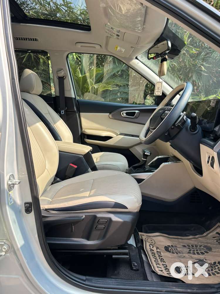 Kia Carens Clavis G1.5 Turbo Dct Htx Plus 7-seater, 2025, Petrol