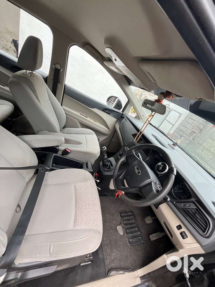 Mahindra Marazzo Diesel 2019