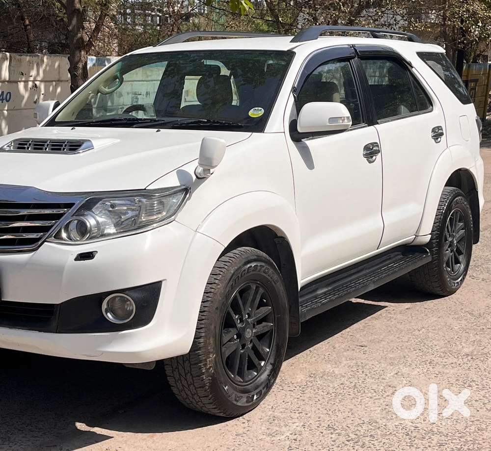 Toyota Fortuner 3.0 4x4 Manual, 2012, Diesel