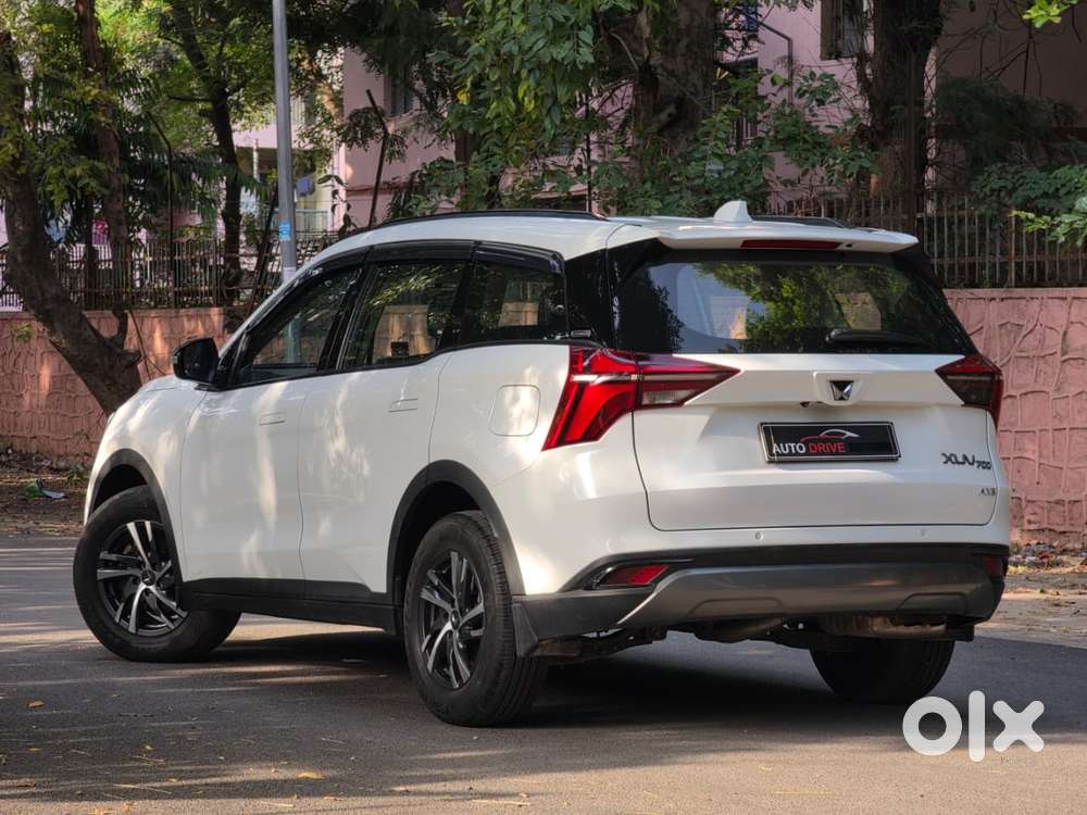 Mahindra Xuv700 2.0 Ax 5 Petrol Mt 7 Str, 2022, Petrol