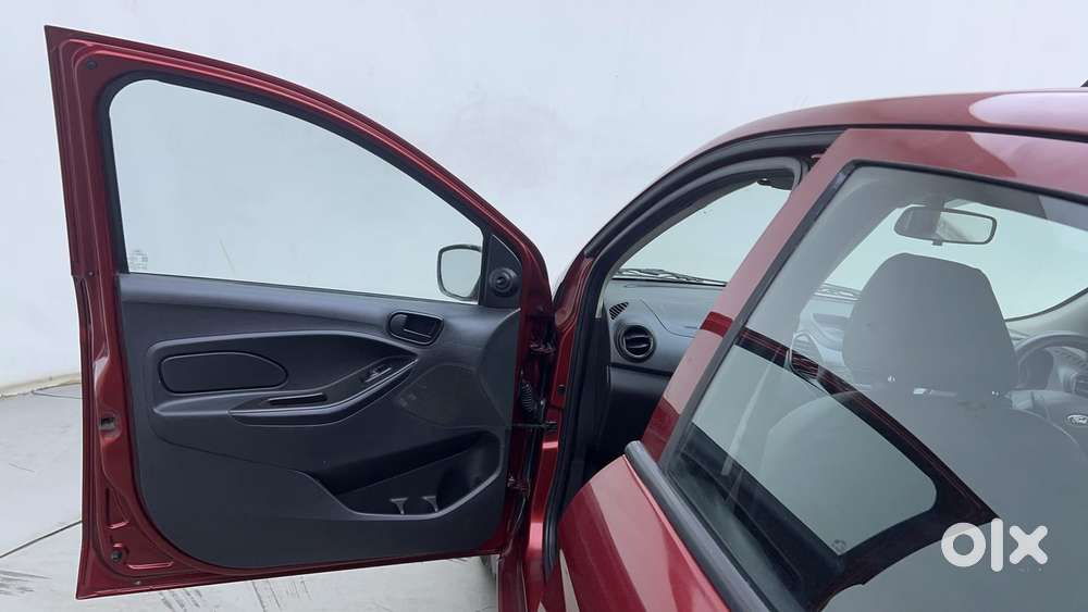 Ford Figo Ambiente, 2016, Petrol