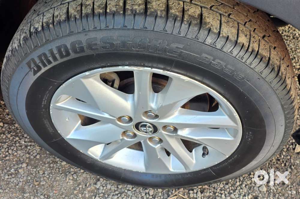 Toyota Innova Crysta 2.4 V, 2017, Diesel