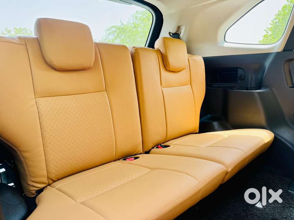 Toyota Innova Hycross Gx (o), 2025, Petrol