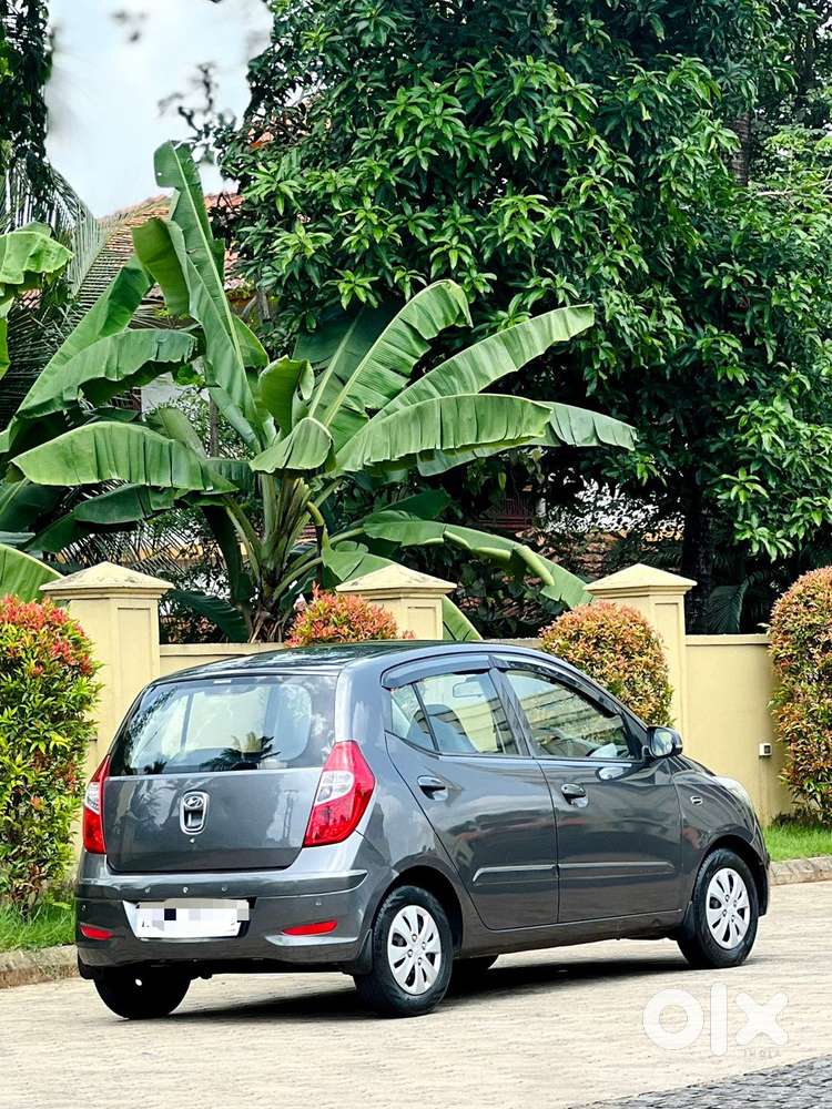Hyundai I10 Sportz, 2012, Petrol