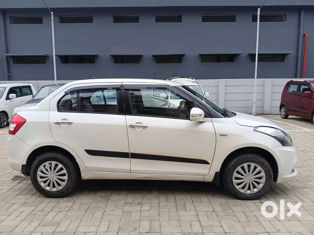 Maruti Suzuki Dzire 1.2 Vxi, 2016, Petrol
