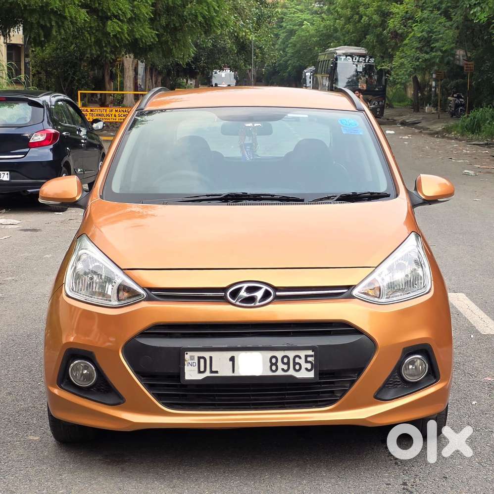 Hyundai Grand I10 Sportz, 2015, Petrol