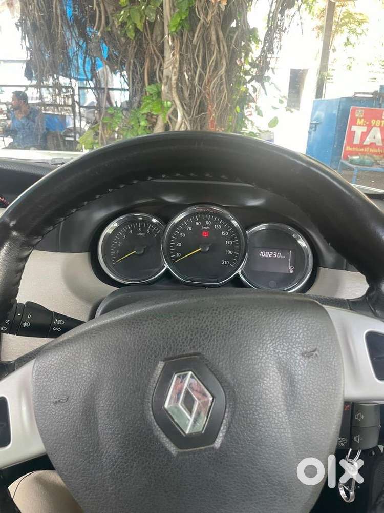 Renault Duster 2015 108000 Km Driven
