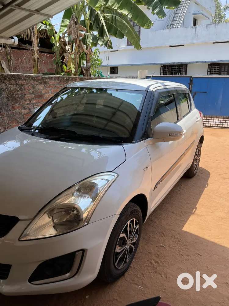 Maruti Suzuki Swift 2015 Petrol 104000 Km Driven