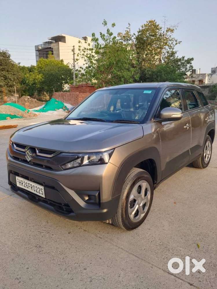 Maruti Suzuki Brezza 1.5 Vxi Smart Hybrid, 2025, Petrol