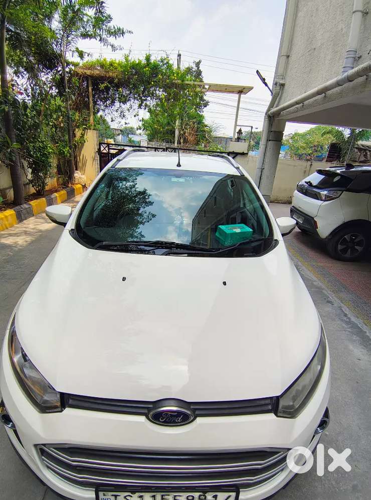 Ford Ecosport 2015 Petrol Well Maintained And Less Used