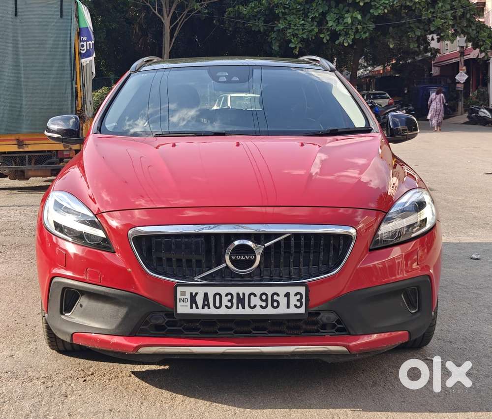 Volvo V40 Cross Country D3, 2018, Diesel