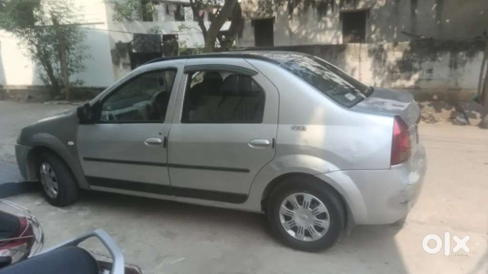 Mahindra E Verito 2016