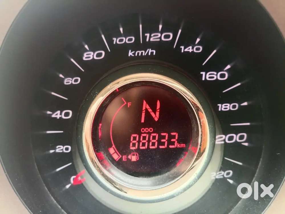 Xuv 500 W8 . Papers Ok. Tyre Ok. Good Condition